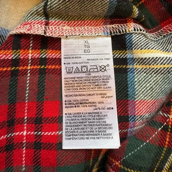 NWT Old Navy Red and Green Plaid Casual Shirt - Picture 4 of 4